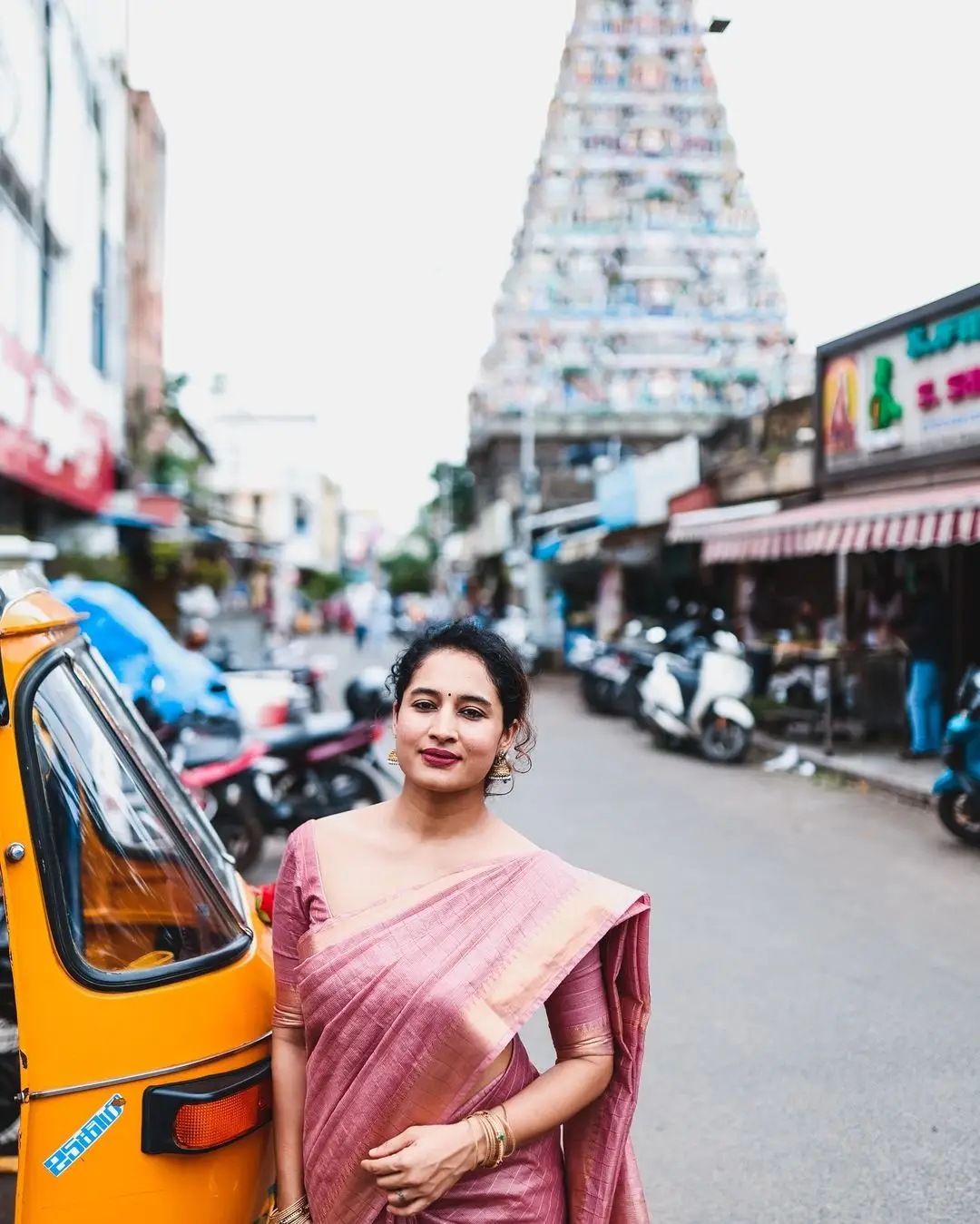 Pooja Ramachandran In Traditional Pink Saree